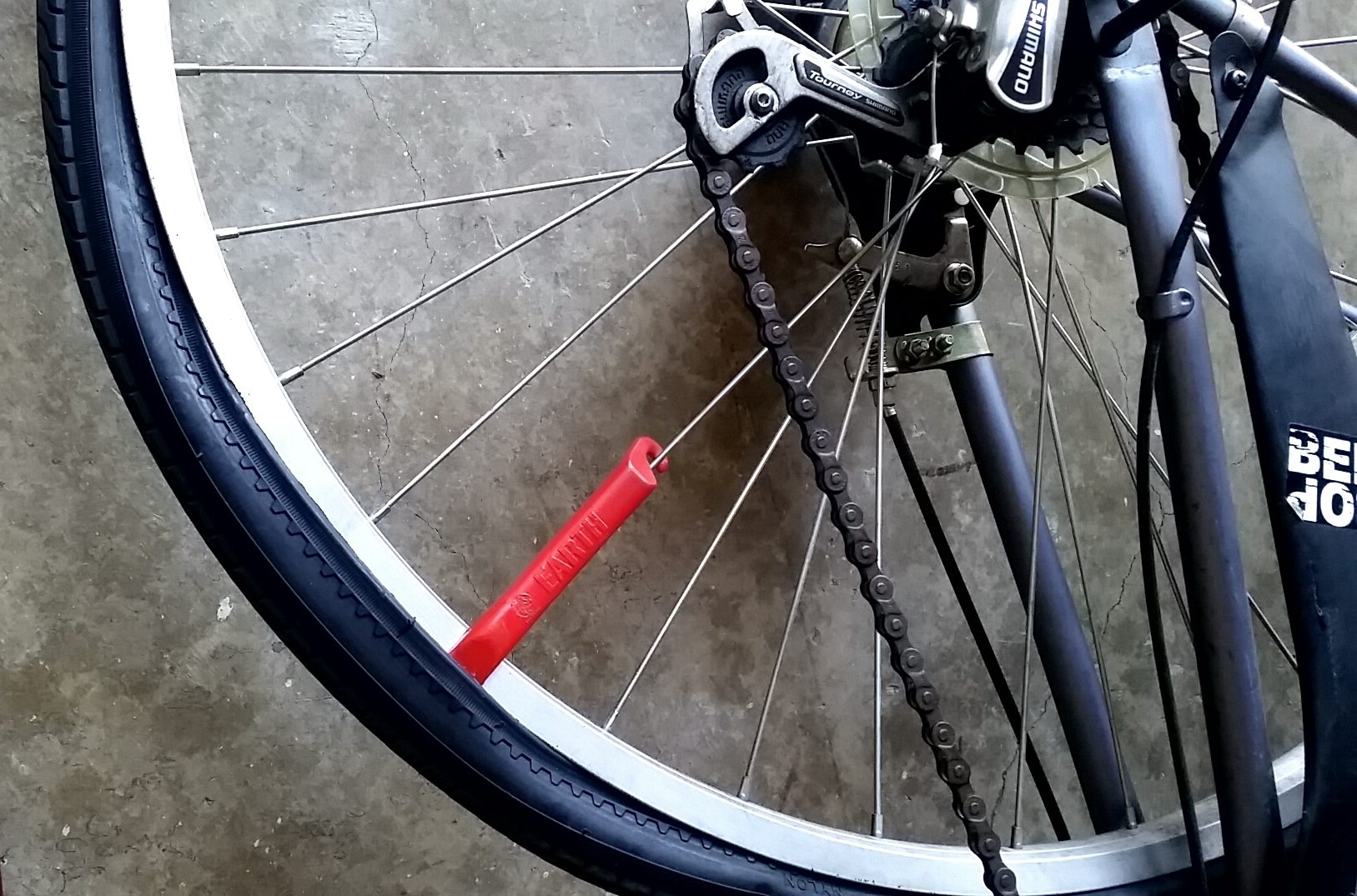 自転車の後輪のチューブ交換に挑戦しました！